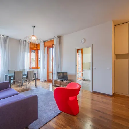 Girolamo8 Apartment Parma